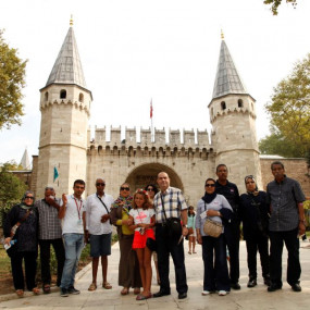 Istanbul: Topkapi Palace-Harem, Basilica Cistern, Blue Mosque, Hagia Sophia with Live Guide in Istanbul: Gallery Photo zw5m0b