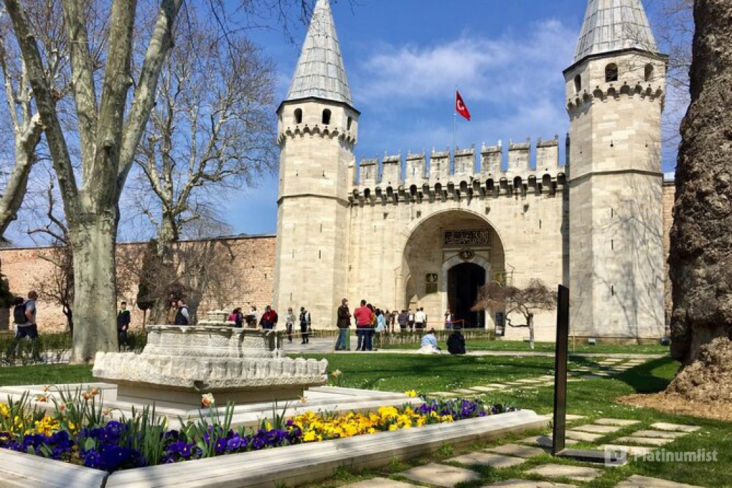 Istanbul: Topkapi Palace-Harem, Basilica Cistern, Blue Mosque, Hagia Sophia with Live Guide in Istanbul: Gallery Photo zm4915 Istanbul: Topkapi Palace-Harem, Basilica Cistern, Blue Mosque, Hagia Sophia with Live Guide in Istanbul: Gallery Photo zm4915