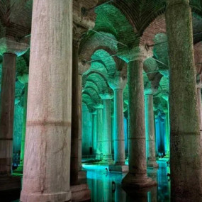 Basilica Cistern Tour and Skip The Line with Guide in Istanbul: Gallery Photo n28554