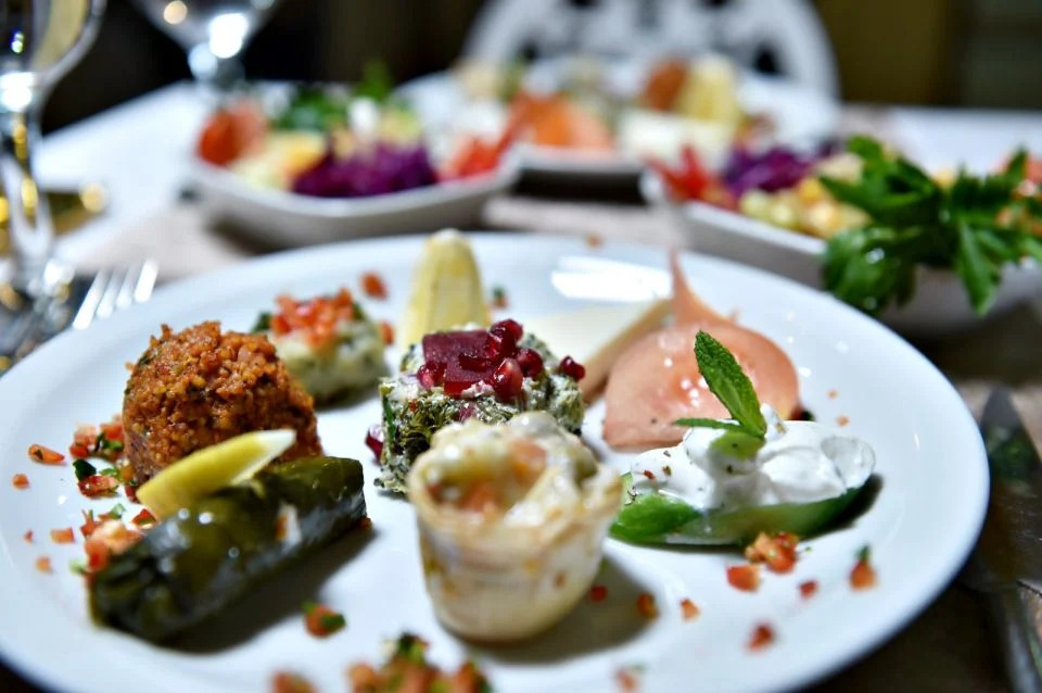 Фотография с Bosphorus Luxury Dinner Cruise with Entertainment в Стамбул: Галерея фото 35d1wg