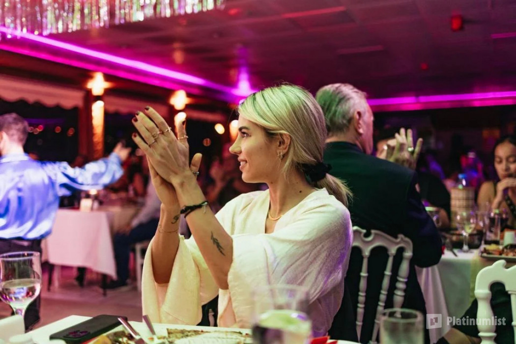 Bosphorus Luxury Dinner Cruise with Entertainment in Istanbul: Gallery Photo n285w4