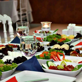 Фотография с Bosphorus Luxury Dinner Cruise with Entertainment в Стамбул: Галерея фото zw5mge