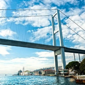 Istanbul Bosphorus Cruise and Spice Bazaar Adventure in Istanbul: Gallery Photo z91mw7