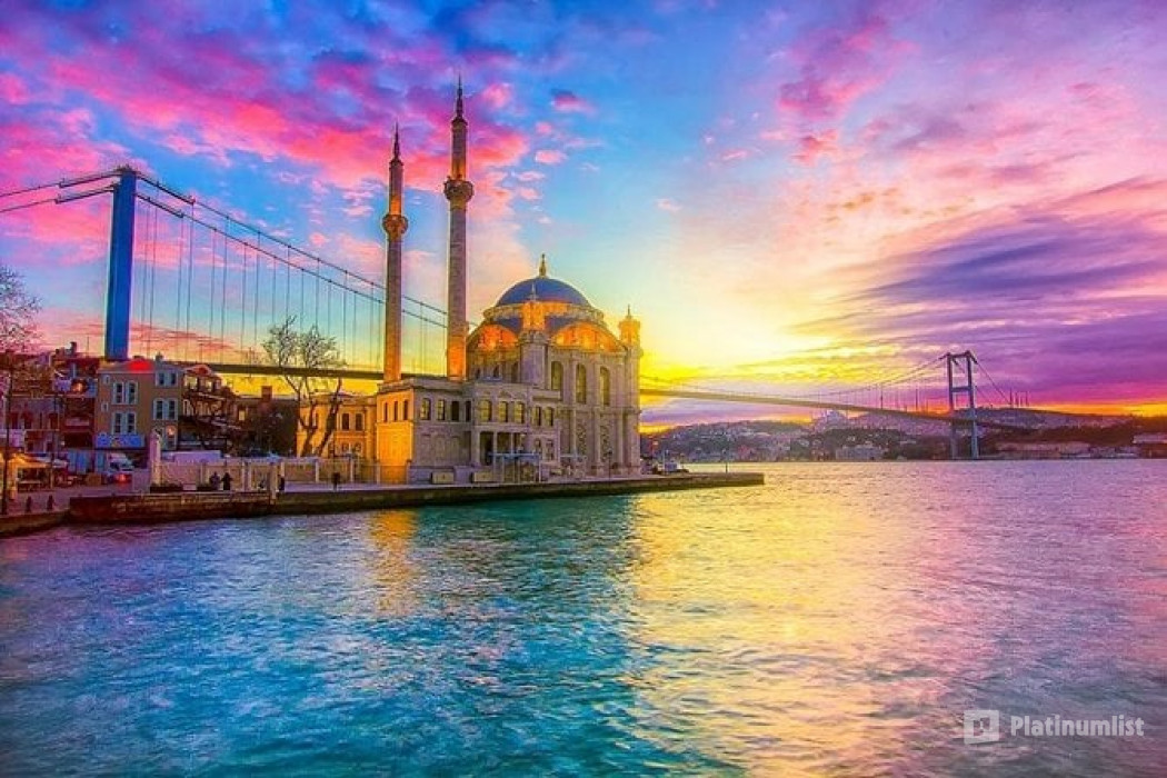 zv59pq استديو الصور :إسطنبول في رحلة كروز البوسفور في اسطنبول ومغامرة بازار التوابل