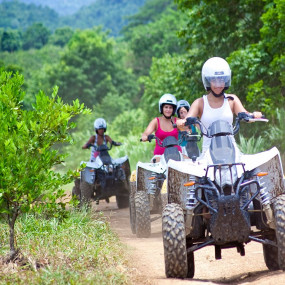 Photo from جولة في ألانيا تشمل التجديف بالقارب، رحلة سفاري بالجيب، ركوب الدراجات الرباعية، والانزلاق بالحبال in أنطاليا: Gallery Photo zook7e