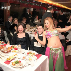 Photo from Bosphorus Dinner Cruise in Istanbul: Gallery Photo 3dkm0b