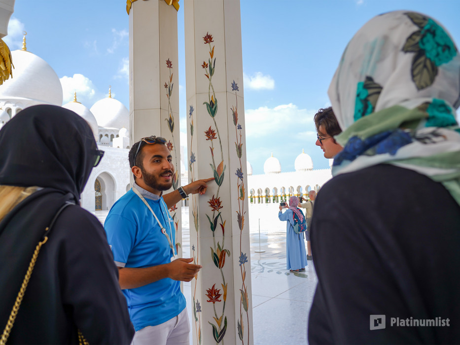 Premium Abu Dhabi Full-Day Sightseeing Tour from Dubai in Dubai: Gallery Photo n14dxp