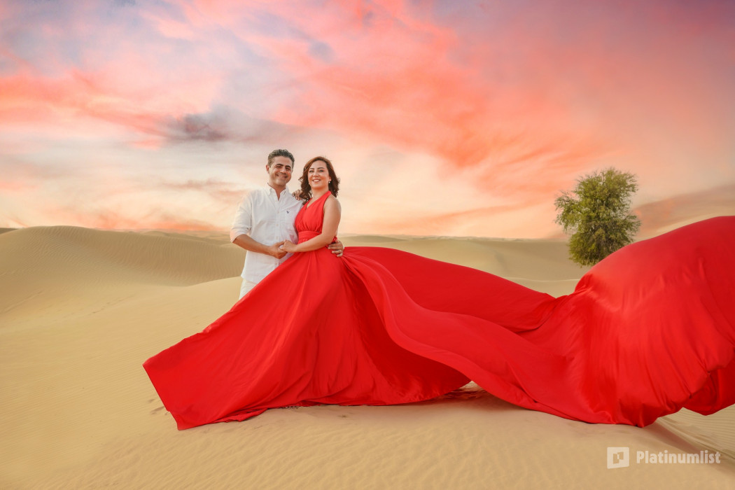 Dubai Desert Flying Dress Videography Tour in Dubai: Gallery Photo zm45v8 Dubai Desert Flying Dress Videography Tour in Dubai: Gallery Photo zm45v8