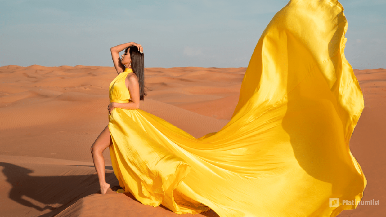 Dubai Desert Flying Dress Videography Tour in Dubai: Gallery Photo zv5go0 Dubai Desert Flying Dress Videography Tour in Dubai: Gallery Photo zv5go0