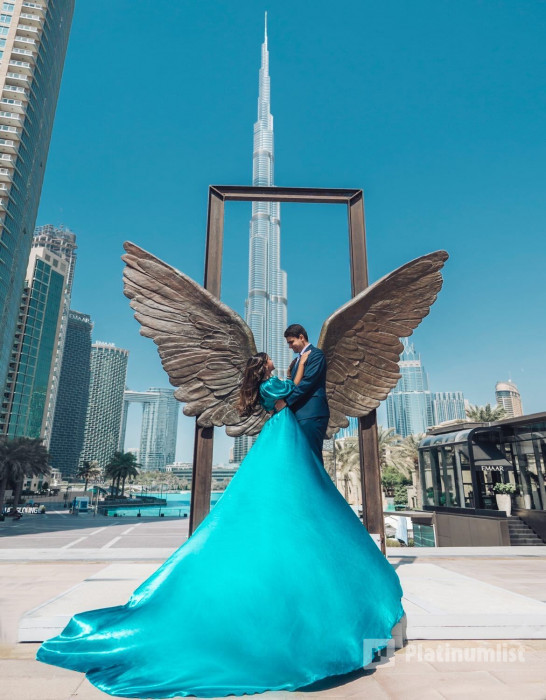 Burj Khalifa Flying Dress Videography Shoot in Dubai: Gallery Photo 3qbd48 Burj Khalifa Flying Dress Videography Shoot in Dubai: Gallery Photo 3qbd48