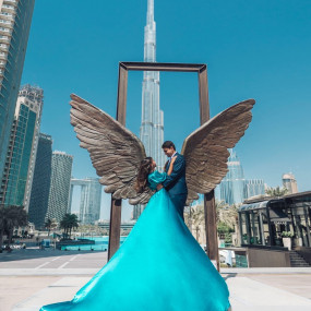 Burj Khalifa Flying Dress Videography Shoot in Dubai: Gallery Photo 3qbd48 Burj Khalifa Flying Dress Videography Shoot in Dubai: Gallery Photo 3qbd48