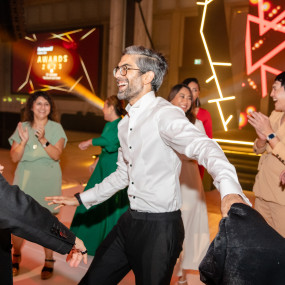 zv5g4b استديو الصور :دبي في Beautyworld Middle East Awards