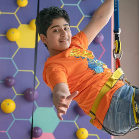 Adventure Park Bahrain Tickets in Manama: Gallery Photo 3jkq1w