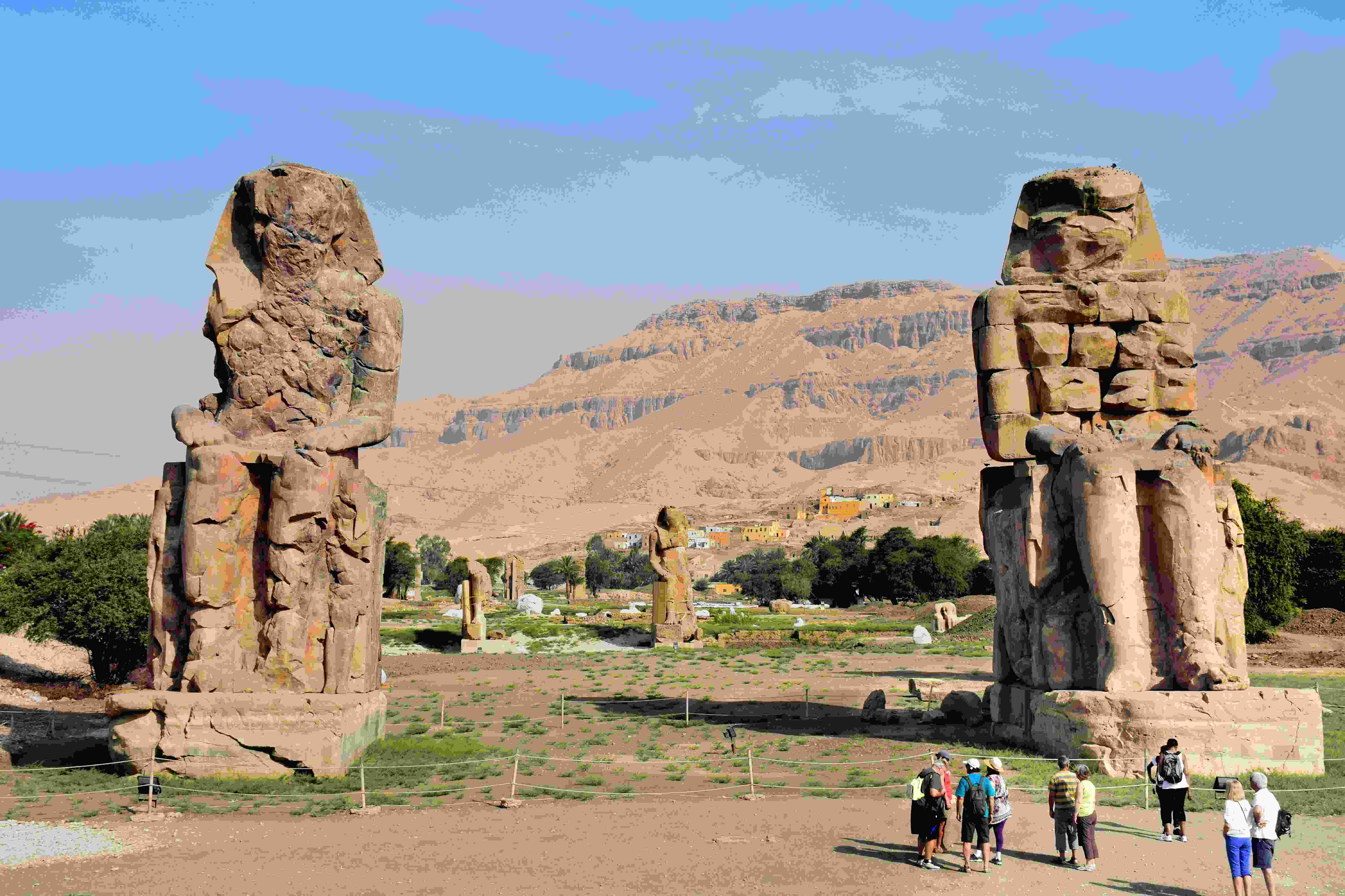 Photo de Luxor day tour with Nile cruise and lunch from Hurghada dans Hurghada : Galerie Photo 3b87gg
