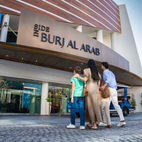 Photo from Inside Burj Al Arab Tour Experience in Dubai: Gallery Photo 3dk6ge