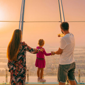 Photo from The View at The Palm - Sunrise at the View in Dubai: Gallery Photo 34kmjg