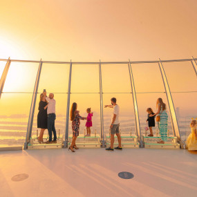 Photo from The View at The Palm - Sunrise at the View in Dubai: Gallery Photo n08mv6