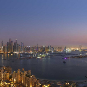 Photo from The View at The Palm - Sunrise at the View in Dubai: Gallery Photo 38v8y6