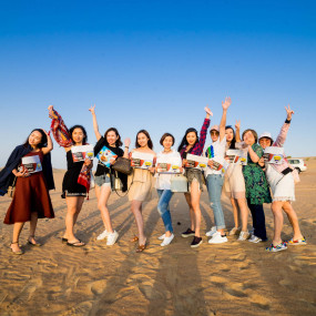 Photo from تجربة شروق الشمس في منطاد الهواء الساخن مع نقل مجاني in دبي: Gallery Photo zw51wb