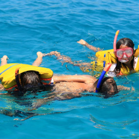 Photo from رحلة غطس في العين السخنة لمدة يوم كامل وغواصة مع خدمة نقل خاصة ذهابًا وإيابًا من القاهرة in القاهرة: Gallery Photo z91pv7