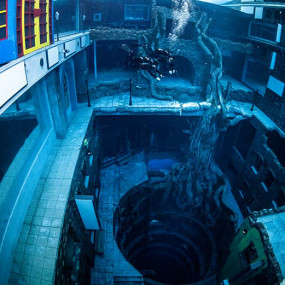 Deep Dive Dubai Scuba Diving Experience in Dubai: Gallery Photo 3x8dy1