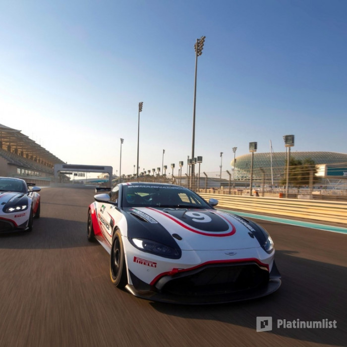 Yas Marina Circuit Passenger Ride - Aston Martin GT4 in Abu Dhabi: Gallery Photo z7ymkd