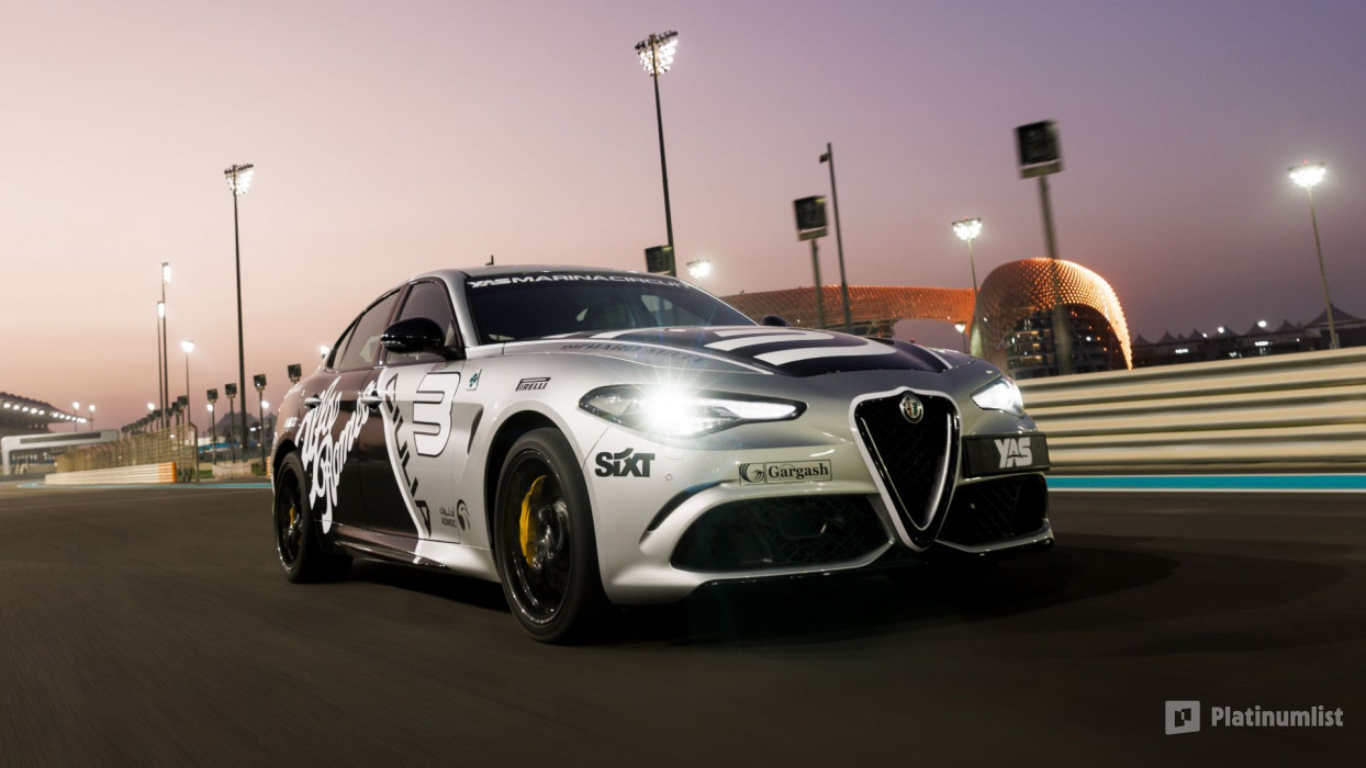 Yas Marina Circuit Alfa Romeo Giulia Quadrifoglio driving experience in Abu Dhabi: Gallery Photo zoovpb