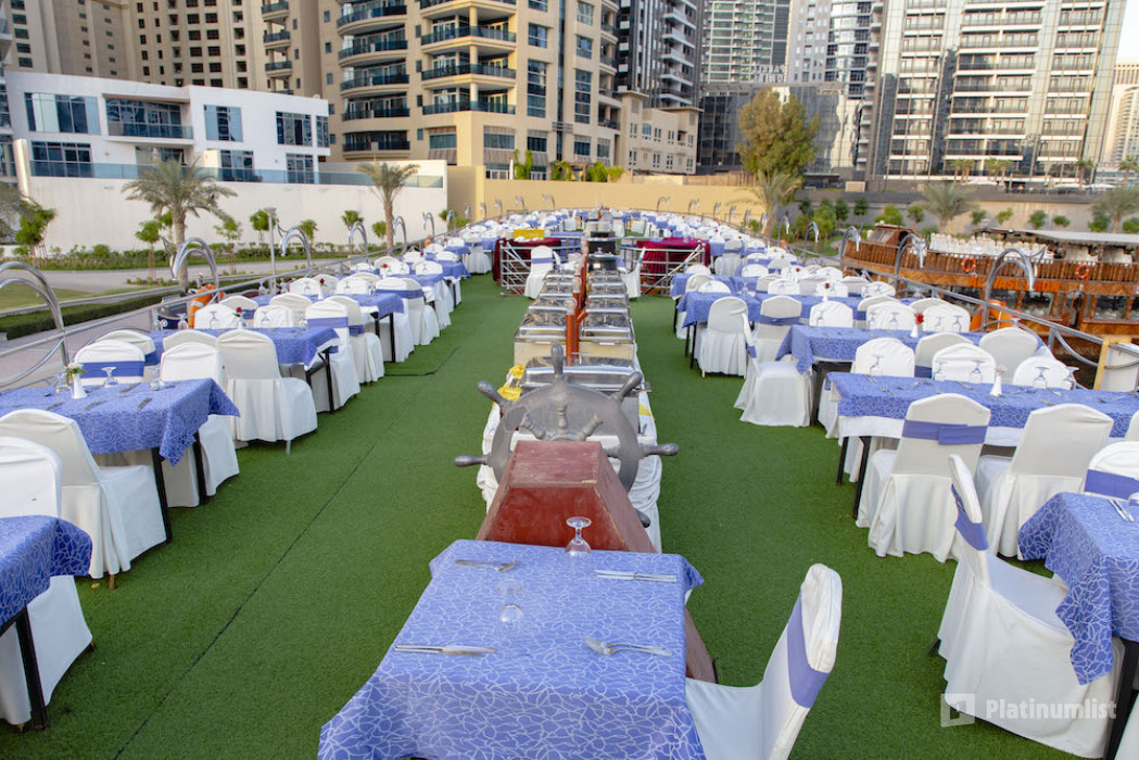 zw9ven استديو الصور :دبي في New Year’s Eve CREEK CRUISE zw9ven استديو الصور :دبي في New Year’s Eve CREEK CRUISE