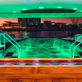 Photo from Mega Yacht Dinner Cruise in Dubai: Gallery Photo 3b8g45