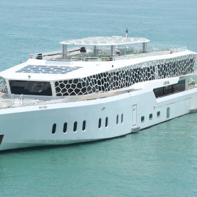 Photo from Mega Yacht Dinner Cruise in Dubai: Gallery Photo 3y5yxq