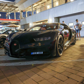 Supercar Madness in Dubai Autodrome in Dubai: Gallery Photo zv5j7q Supercar Madness in Dubai Autodrome in Dubai: Gallery Photo zv5j7q