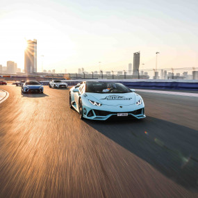 Photo from Supercar Madness in Dubai Autodrome in Dubai: Gallery Photo 3x8qpk