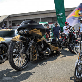 Photo from AutoMadness in Dubai Autodrome in Dubai: Gallery Photo zgkybr