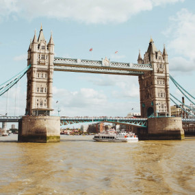 Thames Cruise: Tower Bridge (Butler's Wharf Pier) To Greenwich with optional return in London : Galerie de photos zw5e74 Thames Cruise: Tower Bridge (Butler's Wharf Pier) To Greenwich with optional return in London : Galerie de photos zw5e74