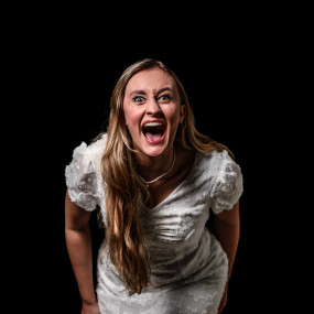 Photo from مسرحية دراكولا  في ذا جانكشن، دبي in دبي: Gallery Photo 38v0d1