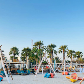 Photo from Tropical Beach Party - The Edge Beach Club in Doha: Gallery Photo n1464d
