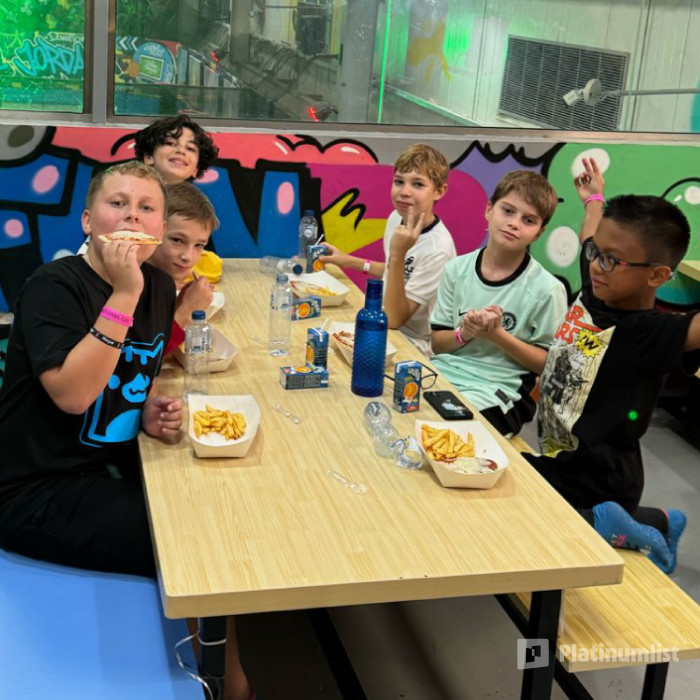 Street Maniax Al Quoz - Trampoline and Adventure Park in Dubai: Gallery Photo n085vv