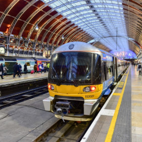 34kd4g استديو الصور :لندن في Heathrow Express tickets 34kd4g استديو الصور :لندن في Heathrow Express tickets
