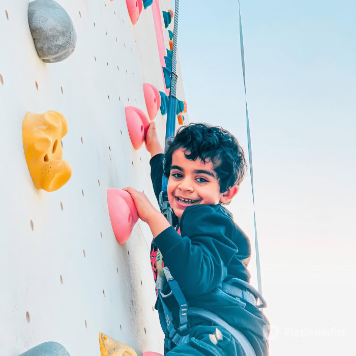 The Crag Rock Climbing в Манама: Галерея фото 35dved The Crag Rock Climbing в Манама: Галерея фото 35dved