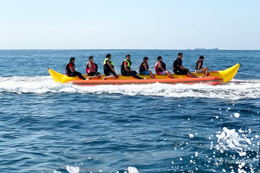 Banana Boat - Daymaniyat coast water sports в Маскат: Галерея фото 3x8pe7