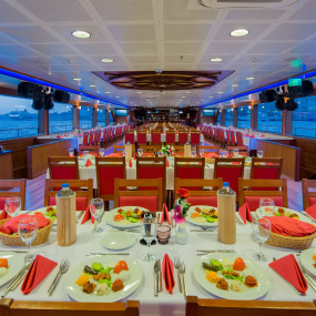 Photo from اسطنبول: جولة عشاء في بحر البوسفور وعرض تركي ليلاً in إسطنبول: Gallery Photo 3qb7re