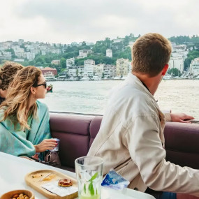 Bosphorus Sunset Cruise on a Luxurious Yacht in Istanbul: Gallery Photo 38vd2q