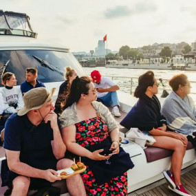 Photo from Bosphorus Sunset Cruise on a Luxurious Yacht in Istanbul: Gallery Photo zoox46