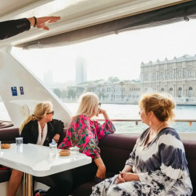 Photo from Bosphorus Sunset Cruise on a Luxurious Yacht in Istanbul: Gallery Photo zgkbe7