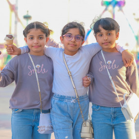 Photo from القرية العالمية مع خدمة الإصطحاب in دبي: Gallery Photo n08x26