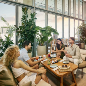 Lunch in the Sky - 3 course set menu в Дубай: Галерея фото 3x87km