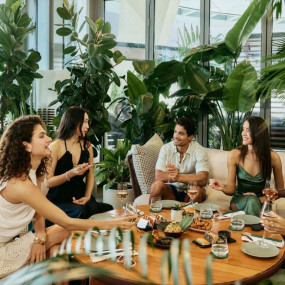 Lunch in the Sky - 3 course set menu в Дубай: Галерея фото 3y5e6b