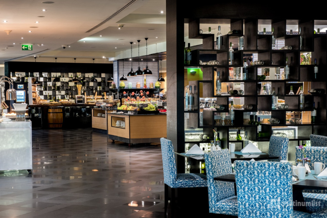 mn196z استديو الصور :دبي في Iftar and Suhoor at Rixos The Palm Dubai