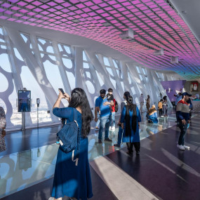 Dubai Frame VIP Tickets in Dubai: Gallery Photo zm4o78