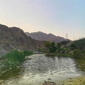 zooxky استديو الصور :رأس الخيمة في تجربة مسار المشي لمسافات طويلة في وادي الليات حلة